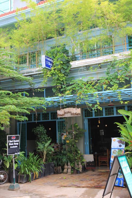 I Bed Hostel Siem Reap Bagian luar foto